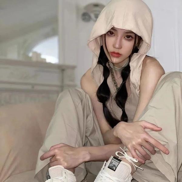 四月的假面